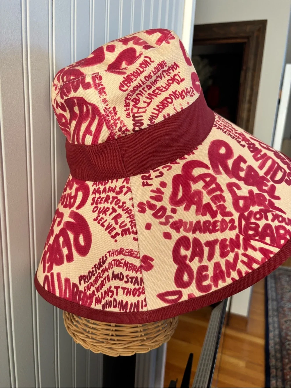 DSQUARED2 Pink and Cream Wide-Brim Graphic Sun Hat
